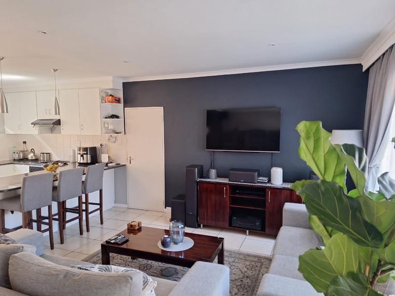 To Let 2 Bedroom Property for Rent in Vredekloof Western Cape